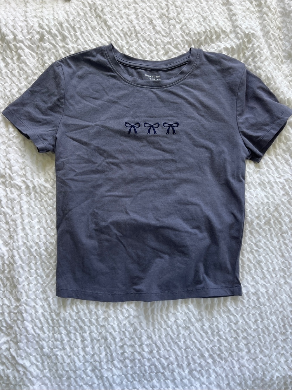 Madewell Gray Bow Embroidered Crewneck Tee*